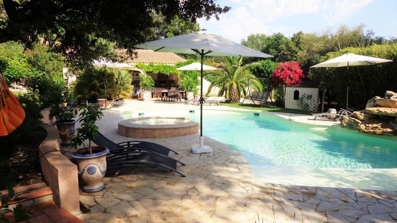 ピオラン Santolines En Provence Bed & Breakfast エクステリア 写真