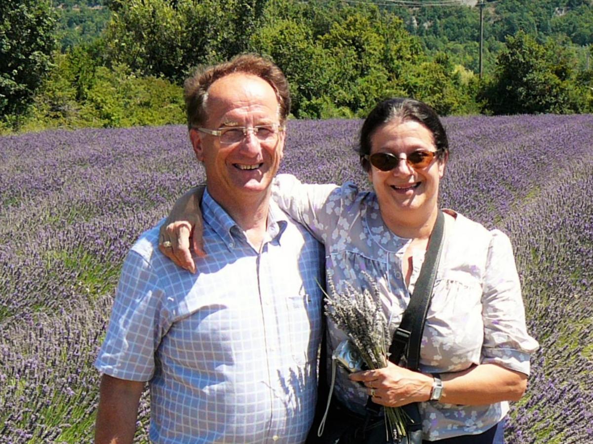 ピオラン Santolines En Provence Bed & Breakfast エクステリア 写真