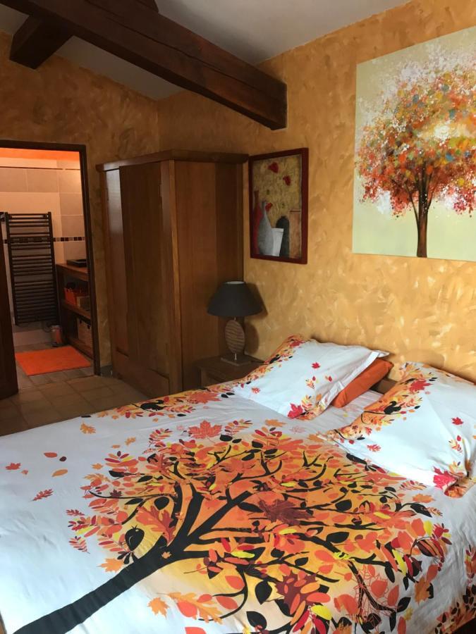 ピオラン Santolines En Provence Bed & Breakfast エクステリア 写真