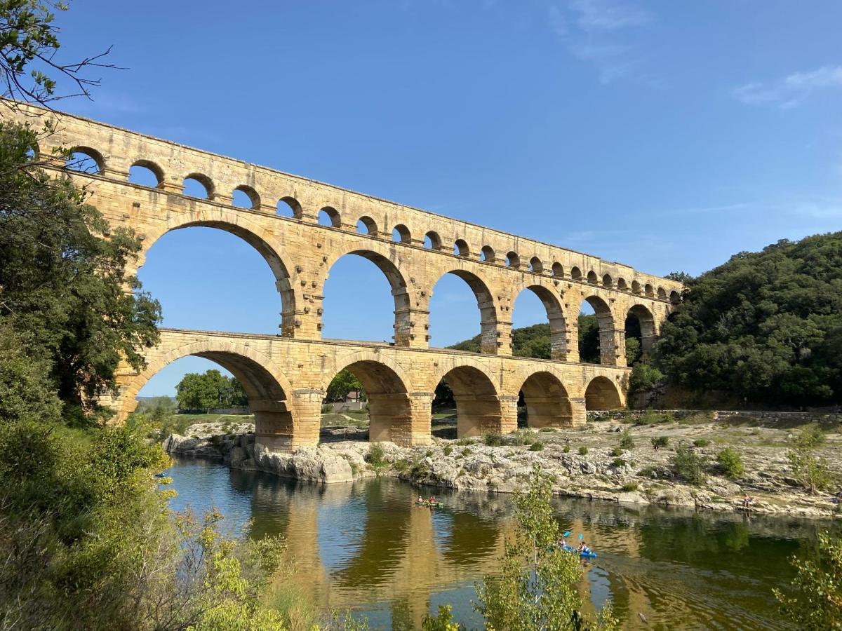 ピオラン Santolines En Provence Bed & Breakfast エクステリア 写真