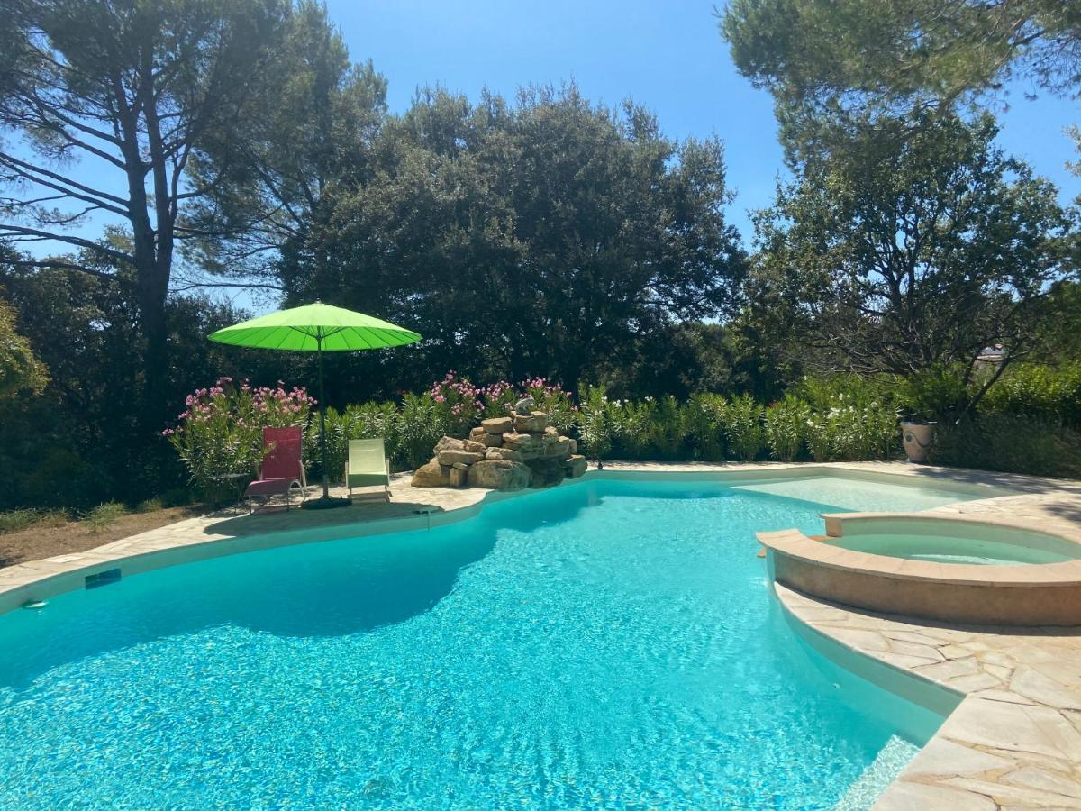 ピオラン Santolines En Provence Bed & Breakfast エクステリア 写真